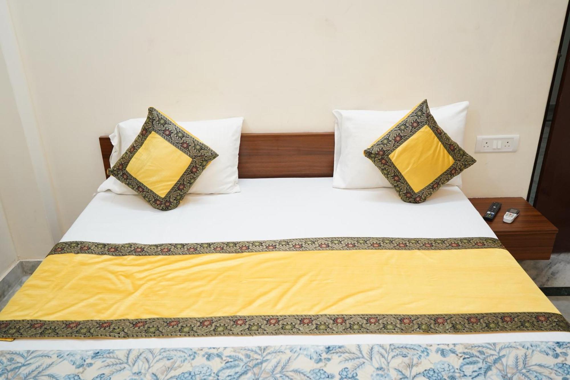 Kashi Paradise Stay Varanasi Exterior photo